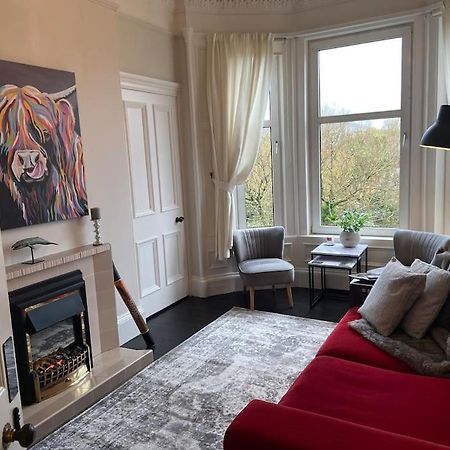 Beautiful Traditional Flat In The Center Of Largs. Εξωτερικό φωτογραφία